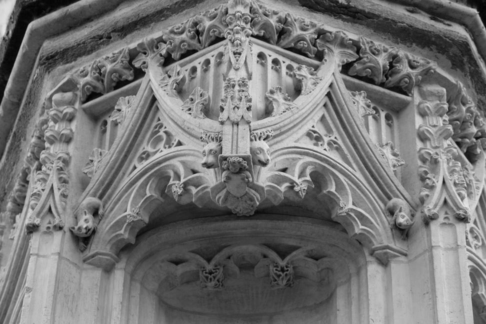 Animaux sculptes chapelle